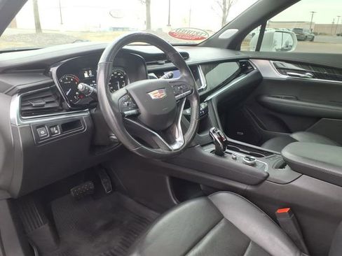 Used 2020 Cadillac XT6 Premium Luxury w/ LPO, Floor Liner Package image 7