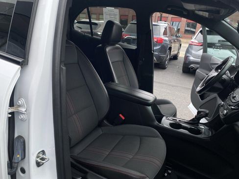 Used 2022 Chevrolet Equinox RS image 19