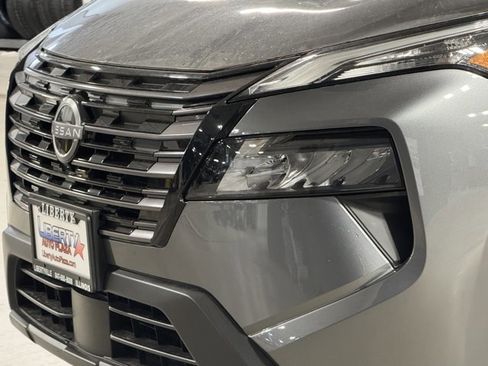 New 2026 Nissan Rogue S image 19