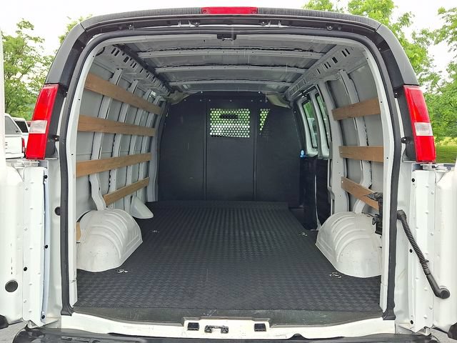 Certified 2024 Chevrolet Express 2500 w/ Driver Convenience Package RWD image 13