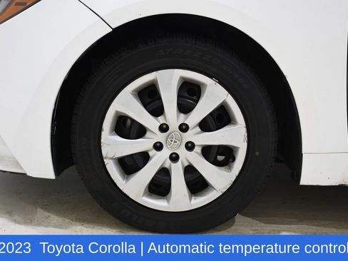 Used 2023 Toyota Corolla LE image 6