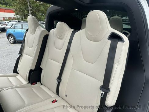 Used 2023 Tesla Model X AWD/4WD image 11