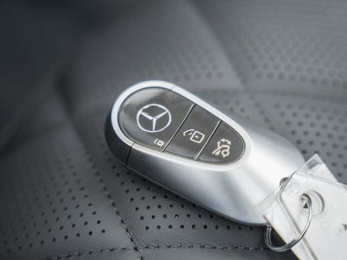 New 2026 Mercedes-Benz S 580 4MATIC Sedan image 45