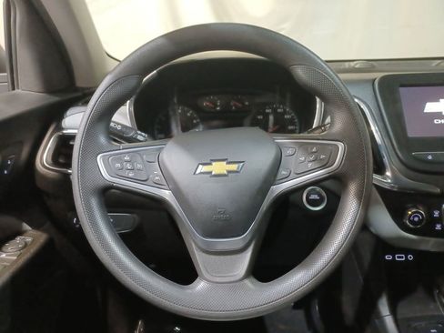 Used 2023 Chevrolet Equinox LS image 11