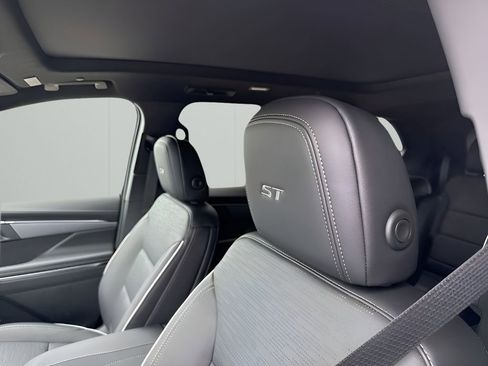 New 2025 Buick Enclave Sport Touring w/ Power Package image 29