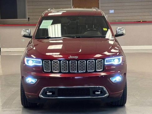Used 2018 Jeep Grand Cherokee Overland image 3