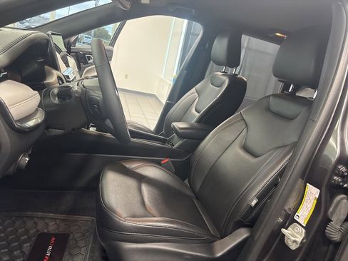 Used 2024 Jeep Compass Limited image 24