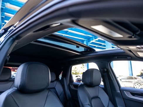 New 2026 Porsche Cayenne image 54