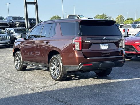 Used 2022 Chevrolet Tahoe Z71 w/ Luxury Package AWD/4WD image 12