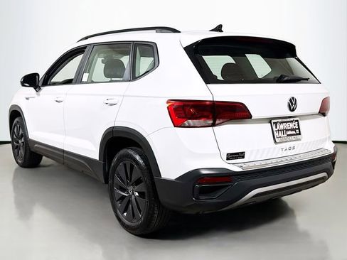 Used 2024 Volkswagen Taos S w/ MDO Package FWD image 6
