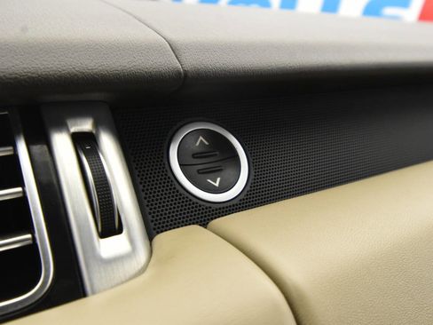 Used 2018 Land Rover Range Rover Long Wheelbase Supercharged image 27