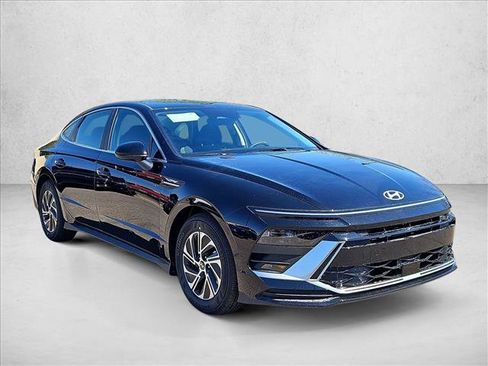 New 2026 Hyundai Sonata Blue FWD image 7