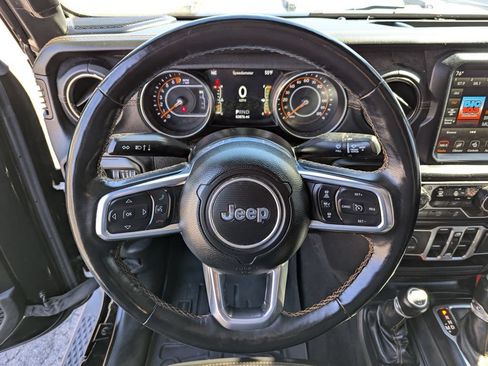 Used 2021 Jeep Gladiator Overland AWD/4WD image 15