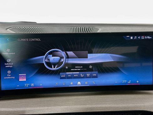 Used 2025 BMW 330i 330i image 24