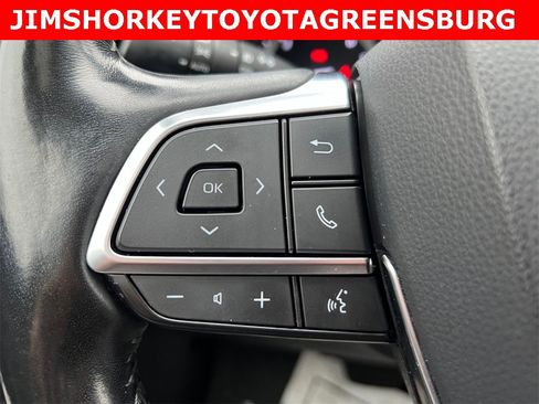 Used 2021 Toyota Highlander Limited image 24