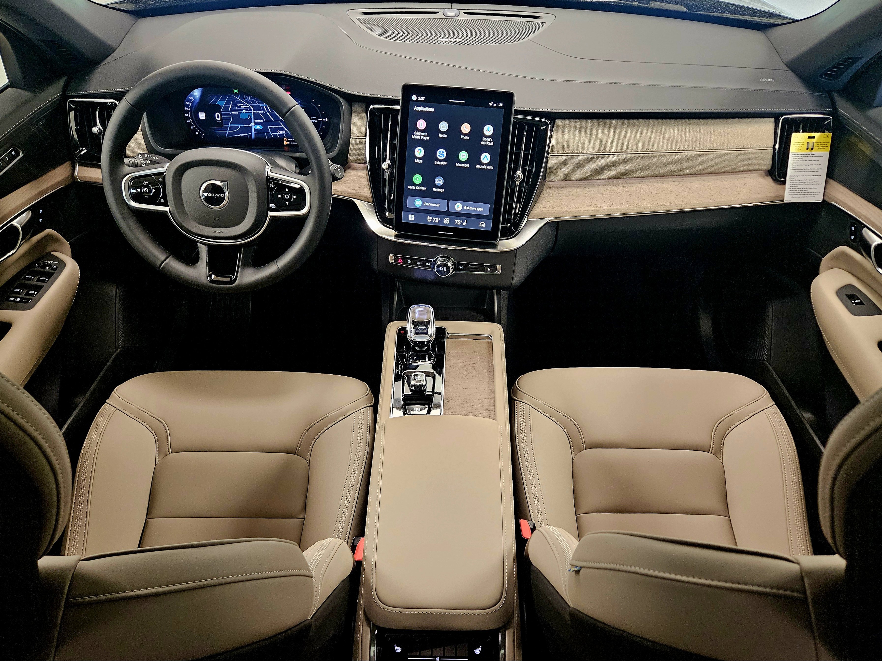 New 2026 Volvo XC90 T8 Plus w/ Protection Package AWD/4WD image 13