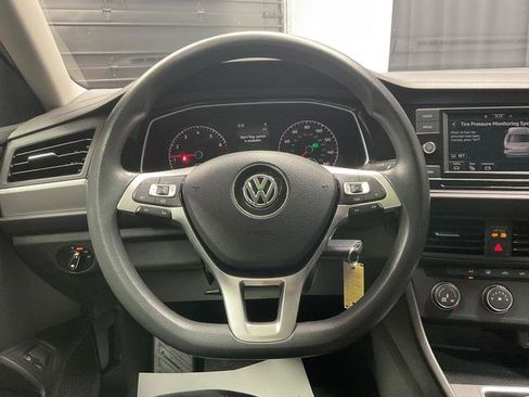 Used 2021 Volkswagen Jetta S image 14