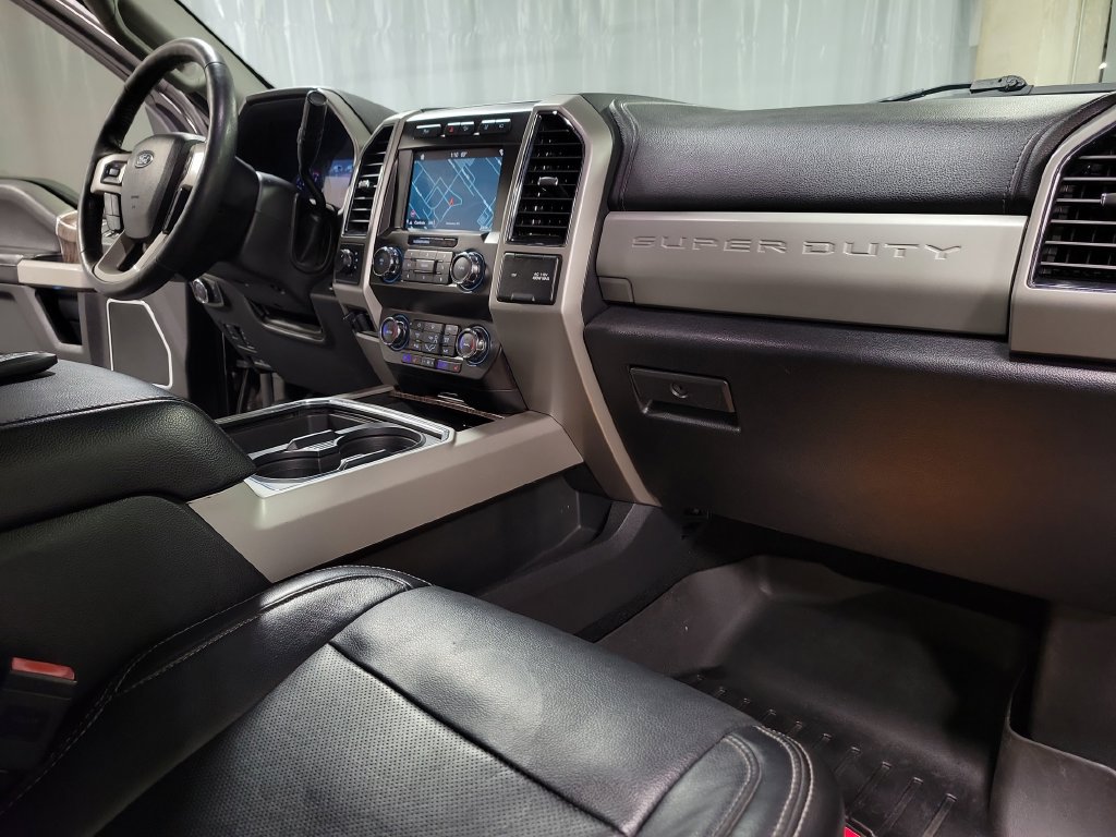 Used 2019 Ford F250 Lariat w/ Lariat Ultimate Package AWD/4WD image 38
