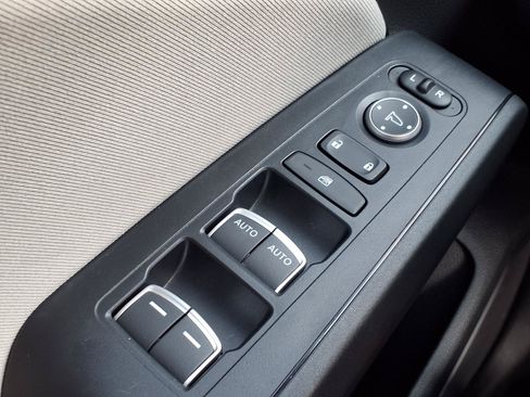 Used 2023 Honda Civic EX image 11