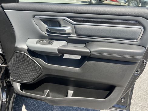 Used 2022 RAM 1500 Big Horn AWD/4WD image 18