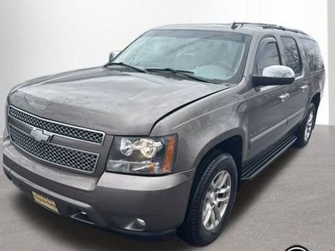 Used 2011 Chevrolet Suburban LTZ image 1