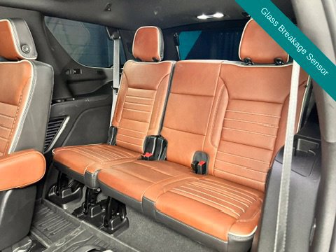 Used 2024 GMC Yukon Denali Ultimate w/ LPO, Floor Liner Package AWD/4WD image 22