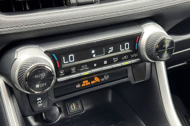 Certified 2024 Toyota RAV4 LE AWD/4WD image 21