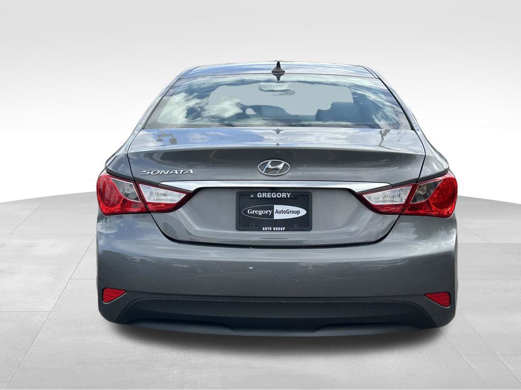 Used 2014 Hyundai Sonata GLS w/ Popular Equipment Group 2 FWD image 9