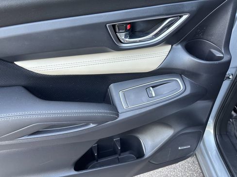 Used 2022 Subaru Ascent Limited w/ Technology Package image 8
