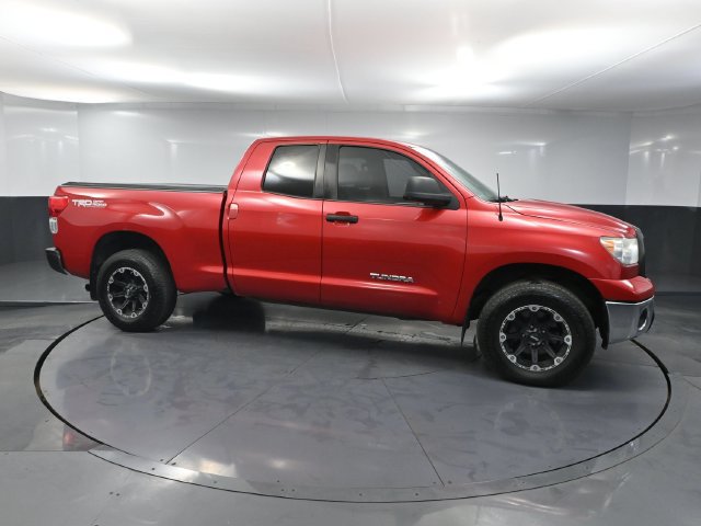 Used 2012 Toyota Tundra 4x4 Double Cab image 2