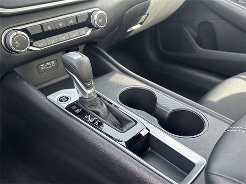 Certified 2025 Nissan Altima 2.5 S image 9