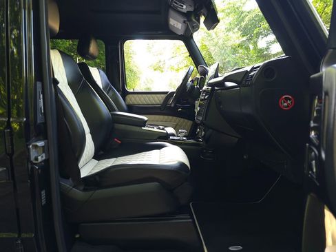 Used 2017 Mercedes-Benz G 63 AMG 4MATIC image 21