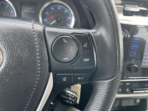 Used 2017 Toyota Corolla LE w/ Body Protection Package FWD image 21