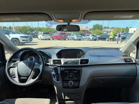 Used 2016 Honda Odyssey SE image 26