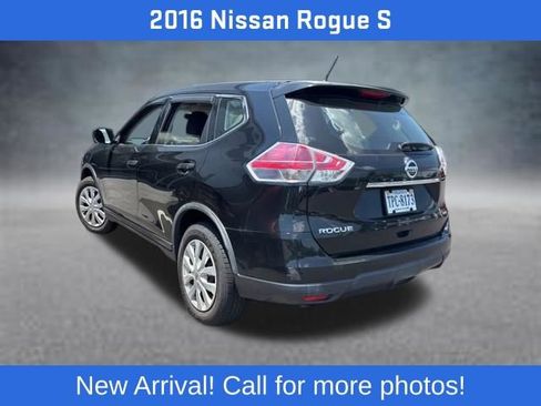Used 2016 Nissan Rogue S AWD/4WD image 5