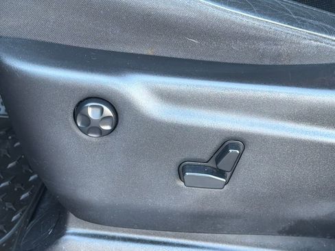 Used 2018 Dodge Durango GT image 21