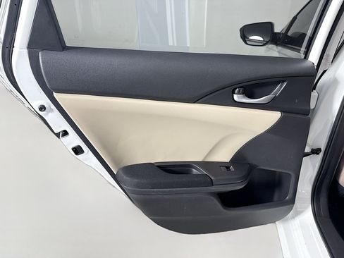 Used 2018 Honda Civic EX-T image 26