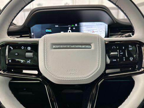 New 2026 Land Rover Range Rover Sport Dynamic SE image 17