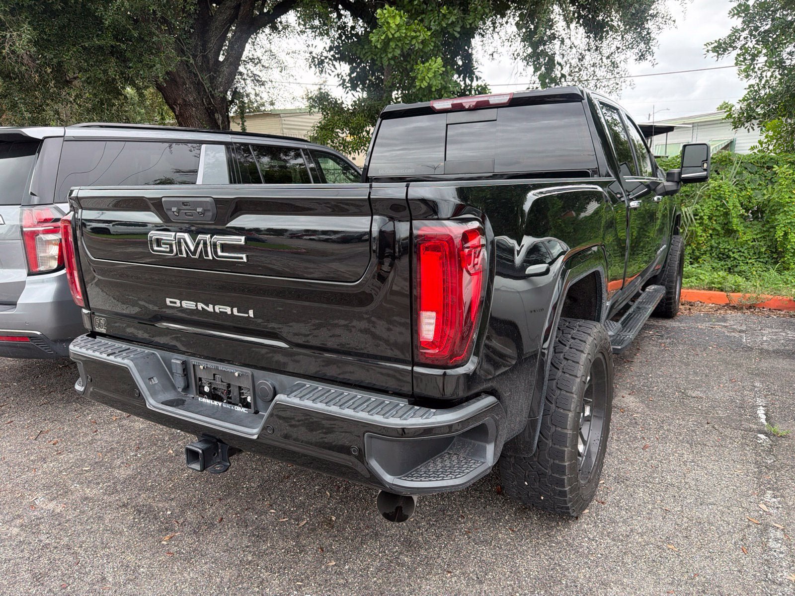 Used 2022 GMC Sierra 2500 Denali w/ Denali Ultimate Package AWD/4WD image 13