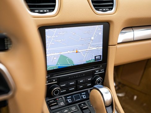 Certified 2017 Porsche 718 Boxster image 14