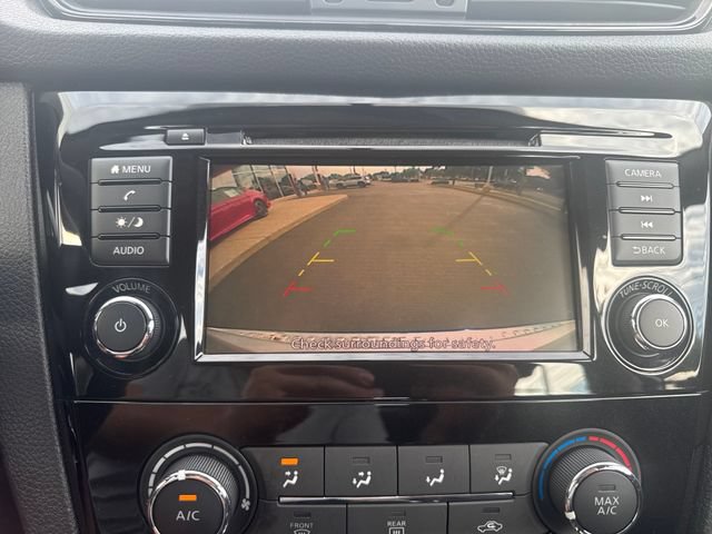 Used 2018 Nissan Rogue S AWD/4WD image 22