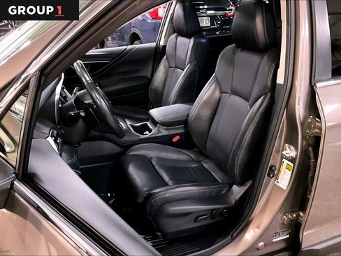 Used 2023 Subaru Outback Limited image 8