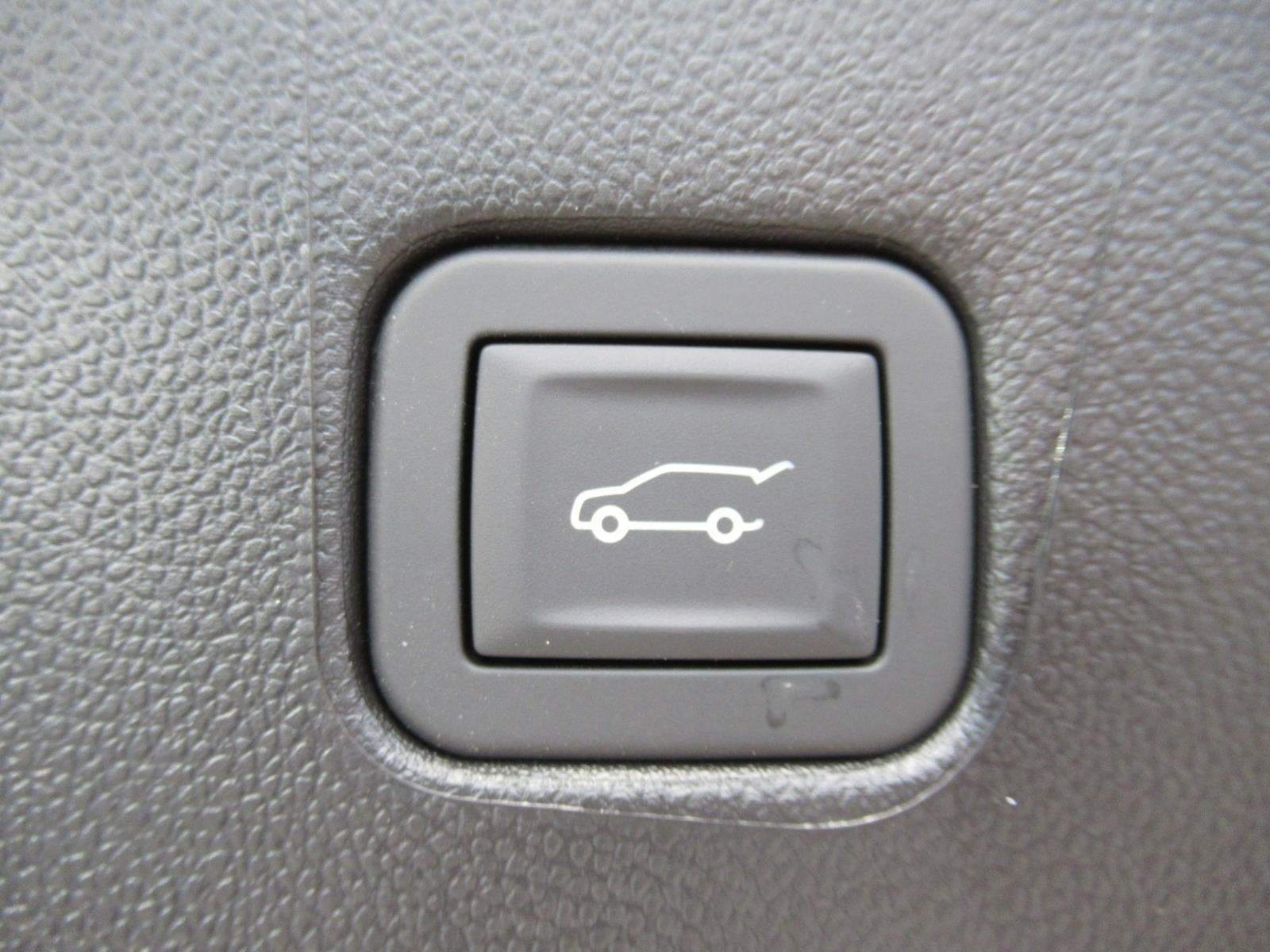 New 2026 Chevrolet Blazer LT w/ Sound & Technology Package FWD image 37