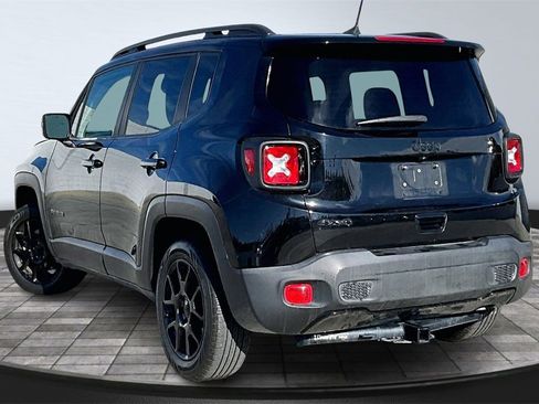 Used 2020 Jeep Renegade Altitude image 3