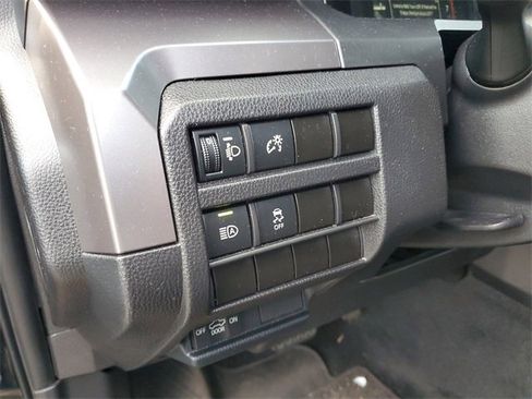 Used 2025 Toyota Tacoma SR5 image 17