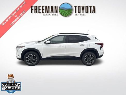 Used 2024 Chevrolet Trax LT image 1