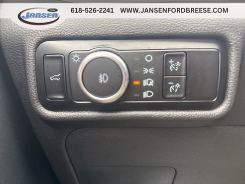 Used 2023 Ford Explorer XLT w/ Equipment Group 202A image 15