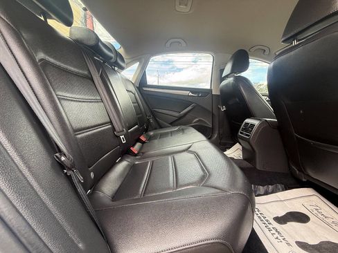 Used 2015 Volkswagen Passat 1.8T SE image 23