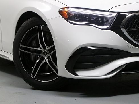 Certified 2025 Mercedes-Benz E 450 4MATIC Sedan image 3