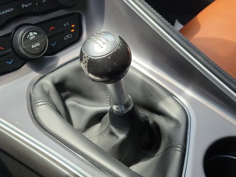 Used 2019 Dodge Challenger R/T Scat Pack RWD image 31